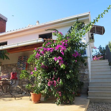 Holiday Home Artina 2 Lovište Esterno foto