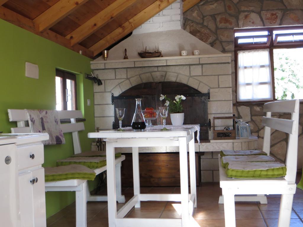 Holiday Home Artina 2 Lovište Esterno foto